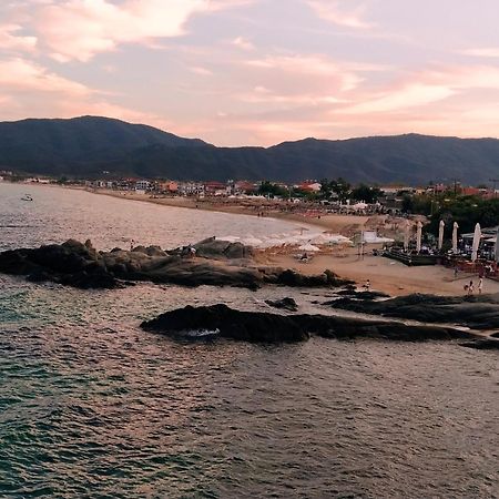 Almare Seaside Studios & Suites - Sarti Sithonia Экстерьер фото