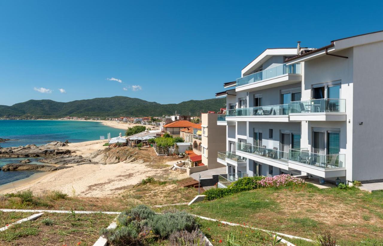 Almare Seaside Studios & Suites - Sarti Sithonia Экстерьер фото
