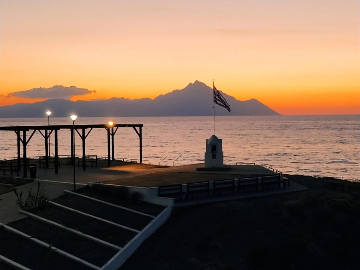 Almare Seaside Studios & Suites - Sarti Sithonia Экстерьер фото