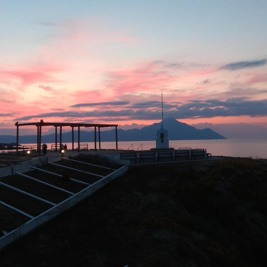 Almare Seaside Studios & Suites - Sarti Sithonia Экстерьер фото