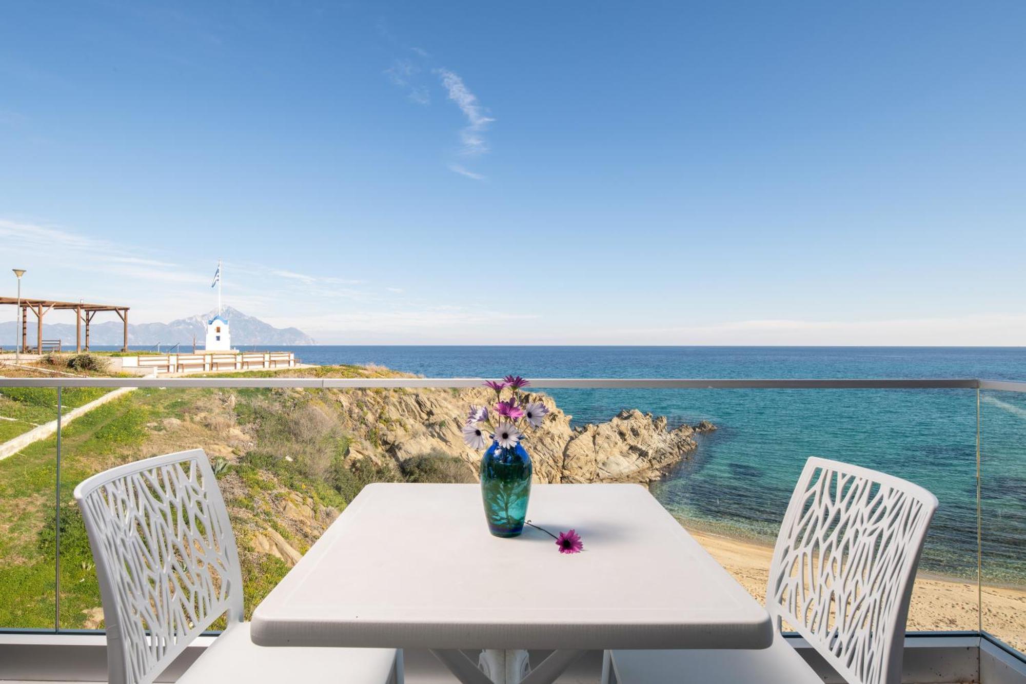 Almare Seaside Studios & Suites - Sarti Sithonia Экстерьер фото
